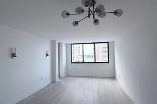 540 Brickell Key Dr, Miami, FL 33131 - Photo 13