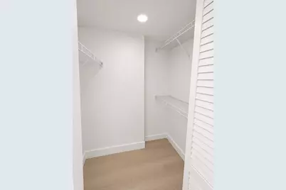 540 Brickell Key Drive #1224, Miami, FL 33131 - Photo 17