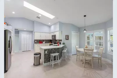 1349 Brampton Cove, Wellington, FL 33414 - Photo 9