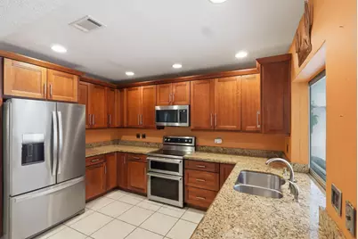 601 NW 71st Avenue, Plantation, FL 33317 - Photo 5