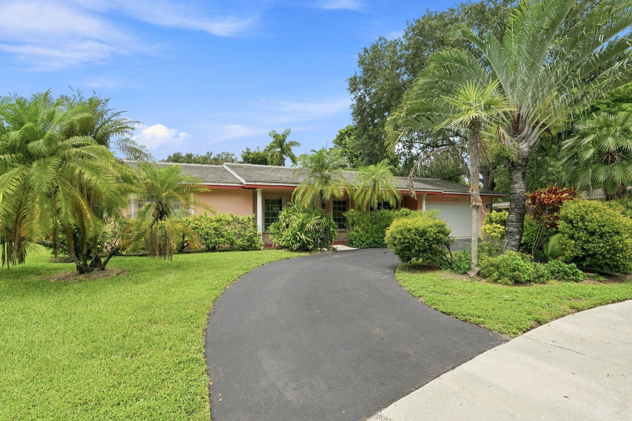 601 NW 71st Ave - 601 NW 71st Ave, Plantation, FL 33317 Luxury Property | Jose Angel Pina