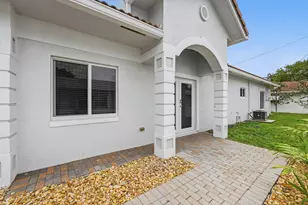 913 NE 12th Ave, Pompano Beach, FL 33060 - Photo 29