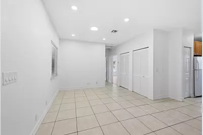 913 NE 12th Avenue, Pompano Beach, FL 33060 - Photo 5