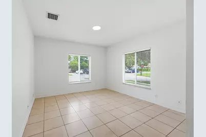 913 NE 12th Avenue, Pompano Beach, FL 33060 - Photo 15