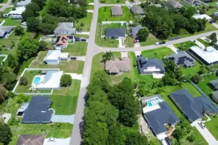 1392 SW Tadlock Ave, Port Saint Lucie, FL 34953 - Photo 27