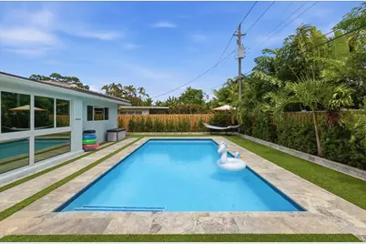 2210 NE 34th Court, Lighthouse Point, FL 33064 - Photo 11