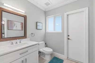 2210 NE 34th Court, Lighthouse Point, FL 33064 - Photo 9