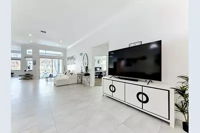 3836 Heron Ridge Lane, Weston, FL 33331 - Photo 3