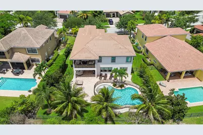 8142 Bradford Way, Parkland, FL 33076 - Photo 3