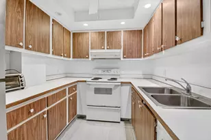 125 S Ocean Ave, Palm Beach Shores, FL 33404 - Photo 11