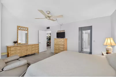 125 S Ocean Avenue #211, Palm Beach Shores, FL 33404 - Photo 21