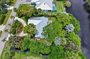 8797 SE Sharon St, Hobe Sound, FL 33455 - Photo 3