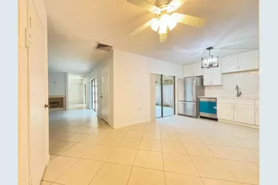 2110 21st Lane, Palm Beach Gardens, FL 33418 - Photo 7