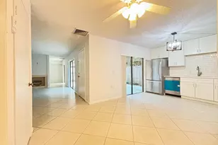 2110 21st Ln, Palm Beach Gardens, FL 33418 - Photo 7