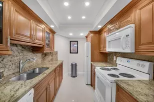 1200 Hibiscus Ave, Pompano Beach, FL 33062 - Photo 7