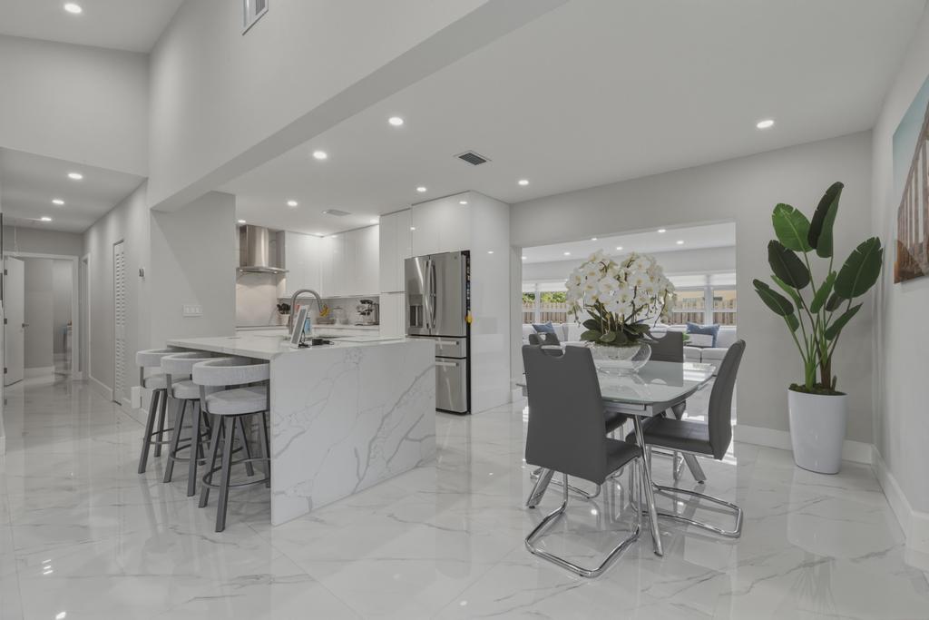 11120 NW 27th Pl - 11120 NW 27th Pl, Sunrise, FL 33322 Luxury Property | Jose Angel Pina