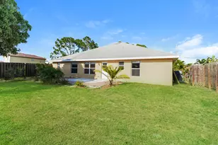 3668 SW Ballweg St, Port Saint Lucie, FL 34953 - Photo 15