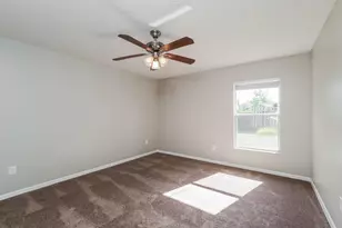 3668 SW Ballweg St, Port Saint Lucie, FL 34953 - Photo 9
