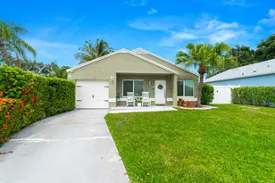 7 Cardiff Way, Boynton Beach, FL 33426 - Photo 1