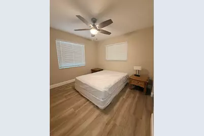 550 SW Natura Avenue, Deerfield Beach, FL 33441 - Photo 9
