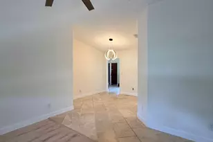 550 SW Natura Ave, Deerfield Beach, FL 33441 - Photo 5