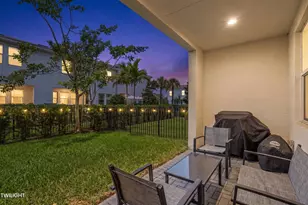 16412 Millenium Ct, The Acreage, FL 33470 - Photo 35