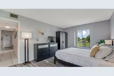 1112 Green Pine Boulevard #G3, West Palm Beach, FL 33409 - Photo 19