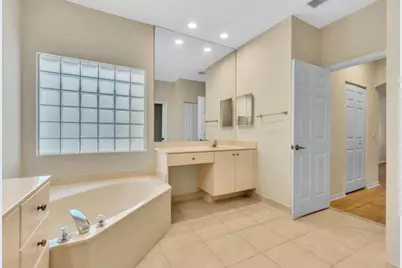 9587 Positano Way, Lake Worth, FL 33467 - Photo 13
