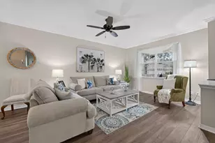 872 NW Sarria Ct, Port Saint Lucie, FL 34986 - Photo 5
