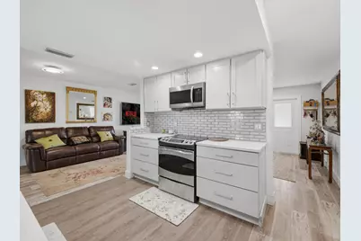 1545 NW 70th Lane, Margate, FL 33063 - Photo 13