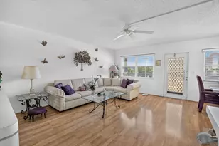 211 Richmond A, Deerfield Beach, FL 33442 - Photo 5