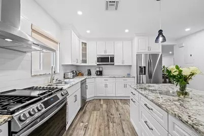 1300 SE 17th Street, Fort Lauderdale, FL 33316 - Photo 11