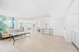 100 SE 5th Ave, Boca Raton, FL 33432 - Photo 13