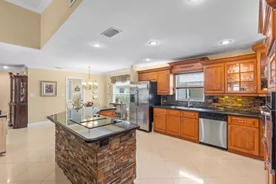 8663 NW 50th Drive, Coral Springs, FL 33067 - Photo 11