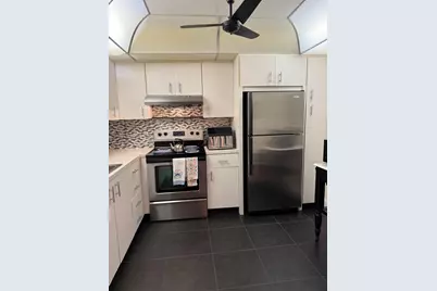 2070 Wolverton D #2070, Boca Raton, FL 33434 - Photo 3
