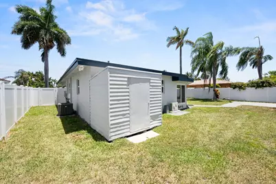 580 SE 5th Street, Pompano Beach, FL 33060 - Photo 23