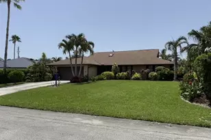 5306 SE Orange St, Stuart, FL 34997 - Photo 1