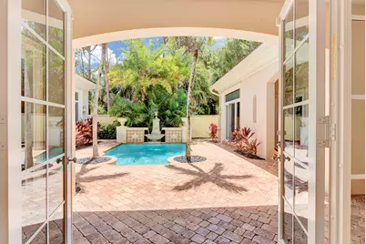 11317 Caladium Lane, Palm Beach Gardens, FL 33418 - Photo 17