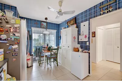 4305 Lucerne Villas Lane, Lake Worth, FL 33467 - Photo 19