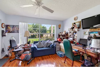 4305 Lucerne Villas Lane, Lake Worth, FL 33467 - Photo 27