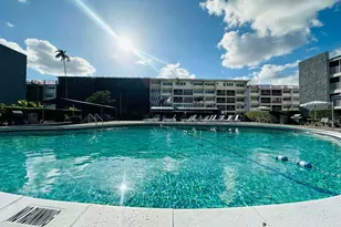 330 SE 2nd St, Hallandale Beach, FL 33009 - Photo 1
