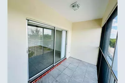 330 SE 2nd Street #404G, Hallandale Beach, FL 33009 - Photo 13