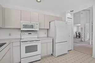 5751 Coach House Cir, Boca Raton, FL 33486 - Photo 9