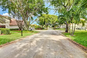 5751 Coach House Cir, Boca Raton, FL 33486 - Photo 37