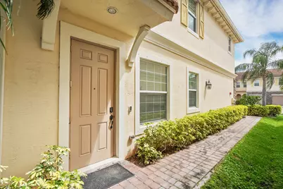 9456 SW Merlin Court, Stuart, FL 34997 - Photo 5