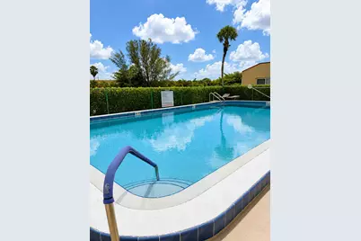 157 Lake Anne Drive, West Palm Beach, FL 33411 - Photo 15