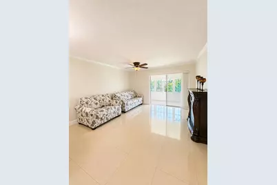 157 Lake Anne Drive, West Palm Beach, FL 33411 - Photo 5