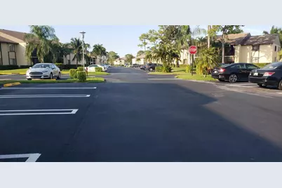 428 Pine Glen Lane #B-2, Greenacres, FL 33463 - Photo 3