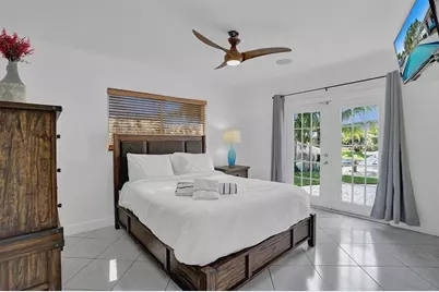 1701 SW 22nd Avenue, Fort Lauderdale, FL 33312 - Photo 5