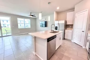 1733 Lindley St, West Palm Beach, FL 33407 - Photo 9